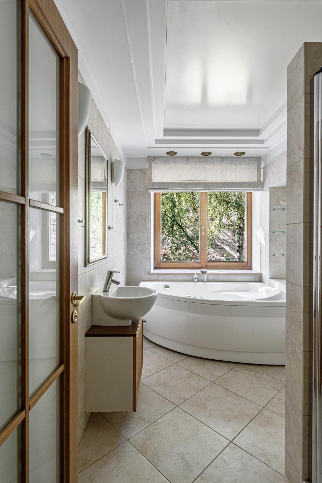 Jacuzzi Apartments X Free Parking X Self Check-In 24X7 By H&H Wilna Exterior foto